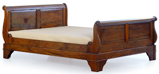 cama clasica 2 tamaños, cama decorativa, cama clasica, cama tallada, cama Louis Philippe