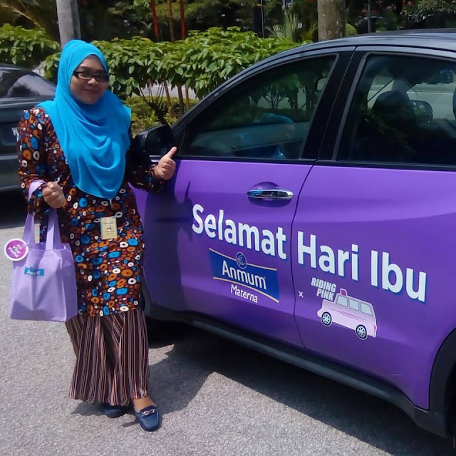 Riding Pink - Malaysia's First Women-Only Transportation System!