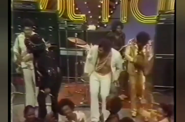 Isley Brothers — Live It Up [LIVE] 🚃 Soul Train Greatest Hits Dec 14 1974
