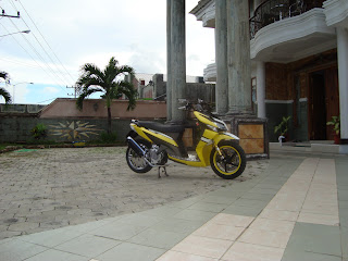 Motor Honda Vario Modifikasi warna serasi http://oto-trendz.blogspot.com/