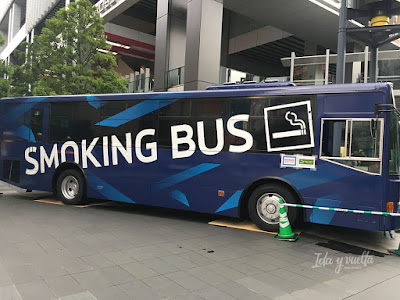 Bus para fumadores Tokio