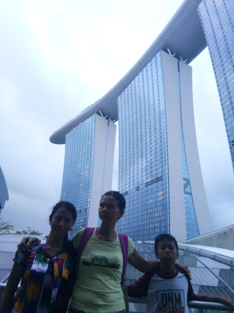 MBS selfie marina bay Sands, Bayfront dari Tampines