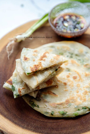Chinese Scallion Pancakes (Congyoubing)