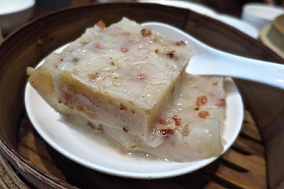 Imperial Treasure Fine Teochew Cuisine, steamed radish cake