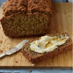 Receta para hacer pan de avena rápido sin harina ni levadura