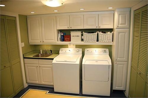 DECORATION EXAMPLES OF LAUNDRY ROOM DECOR