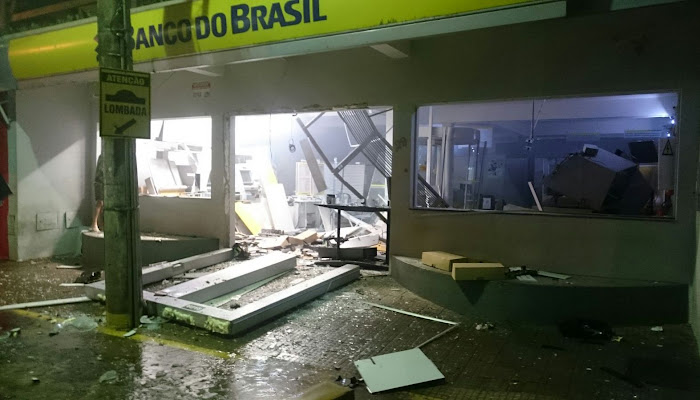 Caixa eletrônico é explodido em Cristais -MG