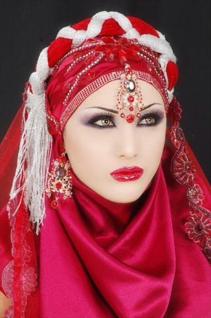 Contemporary Hijab Wedding Styles