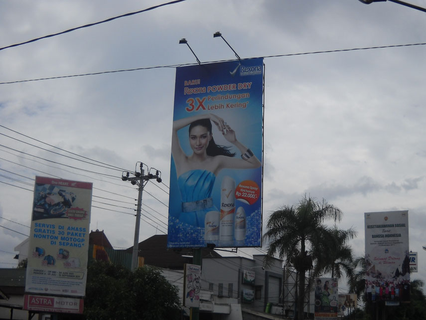 Info Seputar Reklame: SPESIFIKASI TEKNIS LAMPU BILLBOARD 