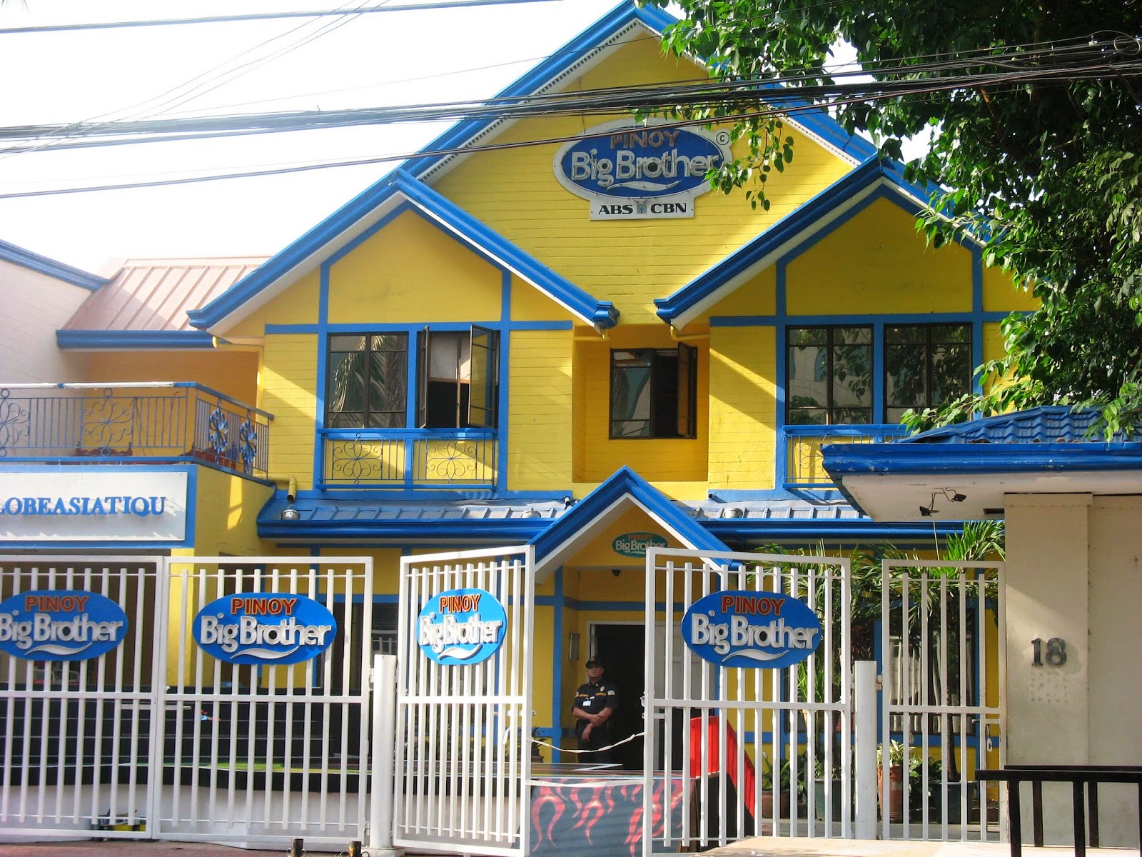 Pinoy Big Brother (PBB) House - Bahay Ni Kuya