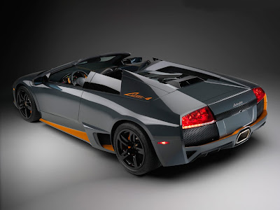 The Roadster version of the Murci lago will offer an uprated 65 litre V12