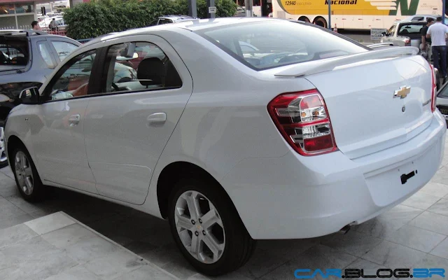 Chevrolet Cobalt Branco