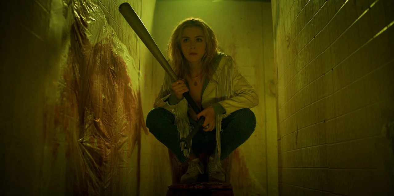 Blumhouse показала первые кадры слэшера Totally Killer - 01