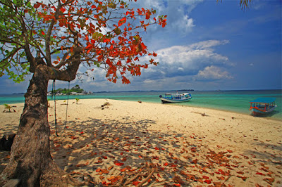 Pulau Lengkuas Wisata Pantai Terindah di Bangka Belitung