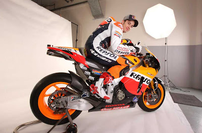 2011 Repsol Honda RC212V MotoGP Photos