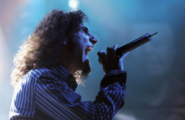 SOAD,singing,rock music