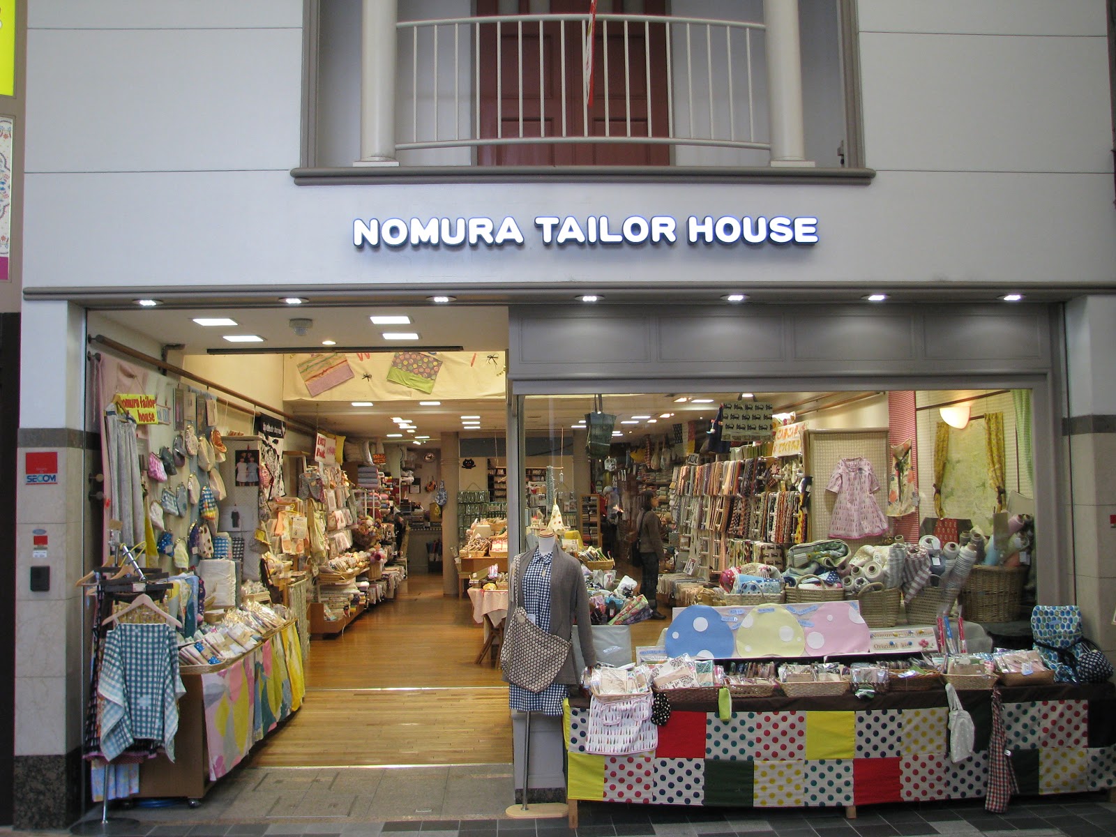 Sally thought Sparkle My  Guide to Fabric Shopping In Japan 