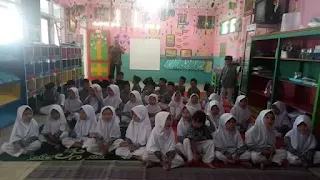 Anak-Anak Antusias Mendengarkan Dongeng Kak AL	di tk cipete 93