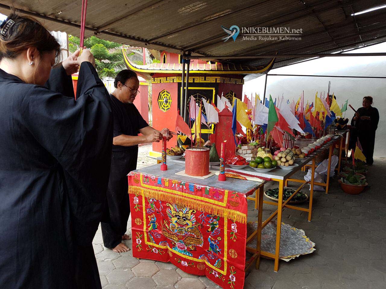 Warga Tionghoa Kebumen Gelar Sembahyang Gui Jie di Klenteng Kong Hwe Kiong Kebumen