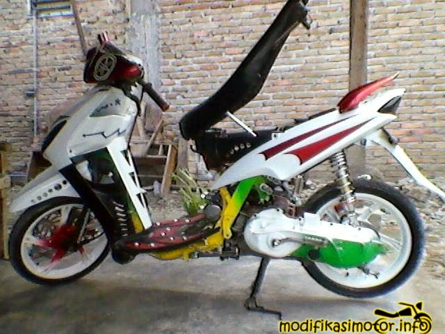  Modifikasi Mio Warna Hitam Putih Modifikasi Motor 