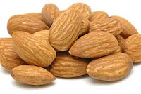 almond untuk memutihkan kulit