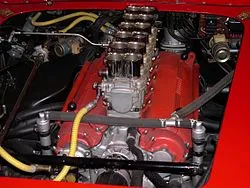 Mesin Colombo pada Ferrari 250 Testa Rossa tahun 1961