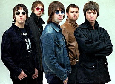 Foto de Oasis posando para fans