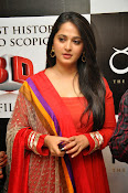Anushka at rudramadevi trailer launch-thumbnail-6