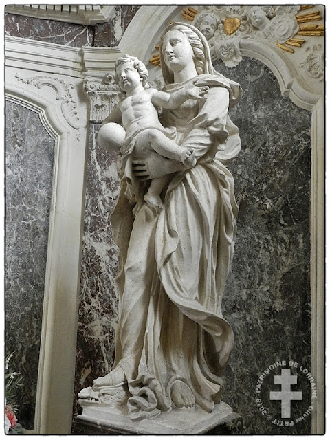 PONT-A-MOUSSON (54) - Vierge à l'Enfant (XVIIIe siècle) de l'église Saint-Martin