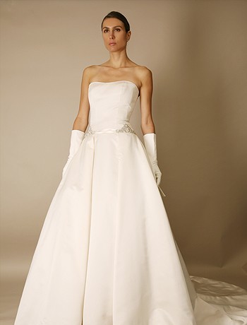 EDGARDO BONILLA bridal gown' wedding dress 31371438