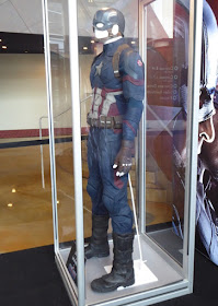 Chris Evans Captain America Civil War costume