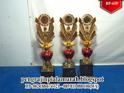 Jual Trophy di Surabaya , Jual Piala Murah Online