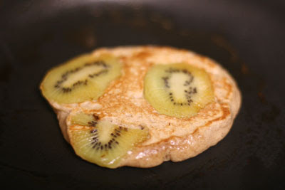 kiwi pancakes