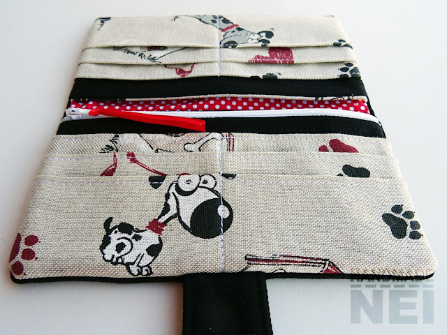 Handmade Nel: Ново черно портмоне от плат "Кучета"