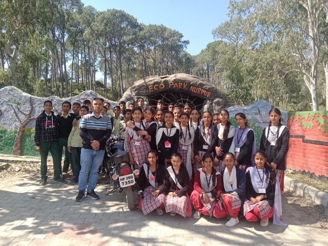 52 छात्र छात्राओं ने औधौगिक भ्रमण के तहत नुरपूर स्थित हिमाचल प्रदेश पर्यटन विकास निगम दारा संचालित होटल नुपुर का भ्रमण 