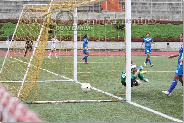 jugada al 1ro gol tico (2)