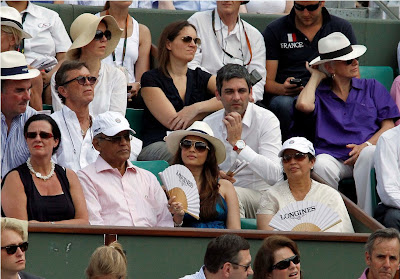 Aishwarya Rai along with their Parents