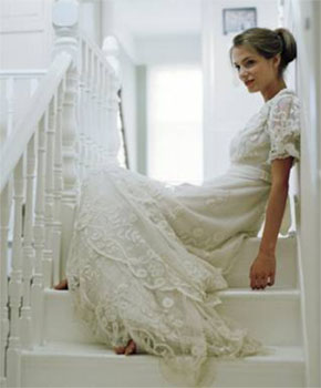 Wedding Dress Sales on Curvy Girls View On Life      Vintage Or Not To Vintage    That Is