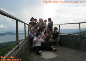 People's Park Tagaytay - foreign tourists