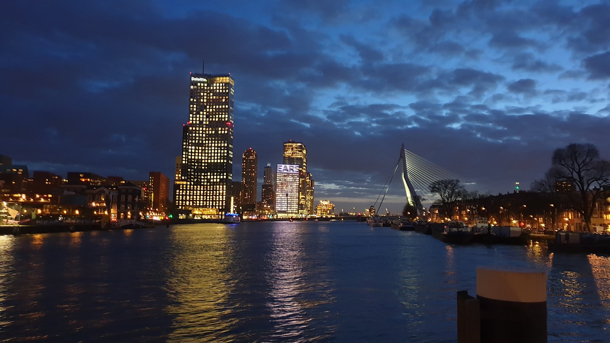 miasto rotterdam w holandii