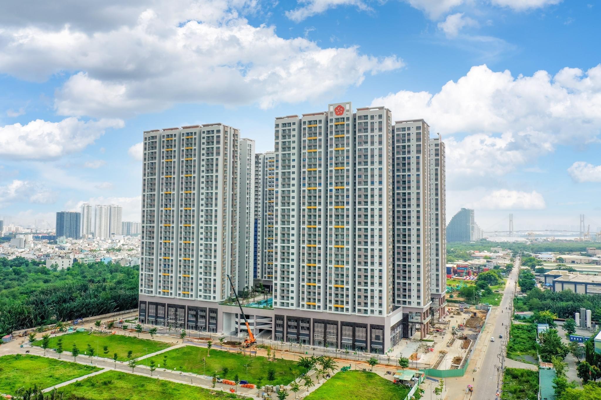 Cập nhập tiến độ dự án Q7 Saigon Riverside Complex tháng 6.2022 | Hung Thinh Land