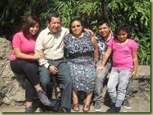 PastorEfraínsFamily