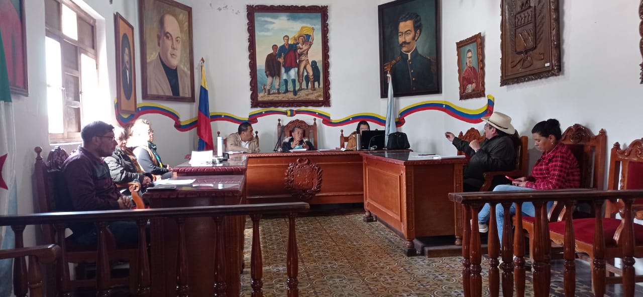 Alcalde Abraham Hayon seguirá trabajando por el municipio Rangel a pesar de las amenzas