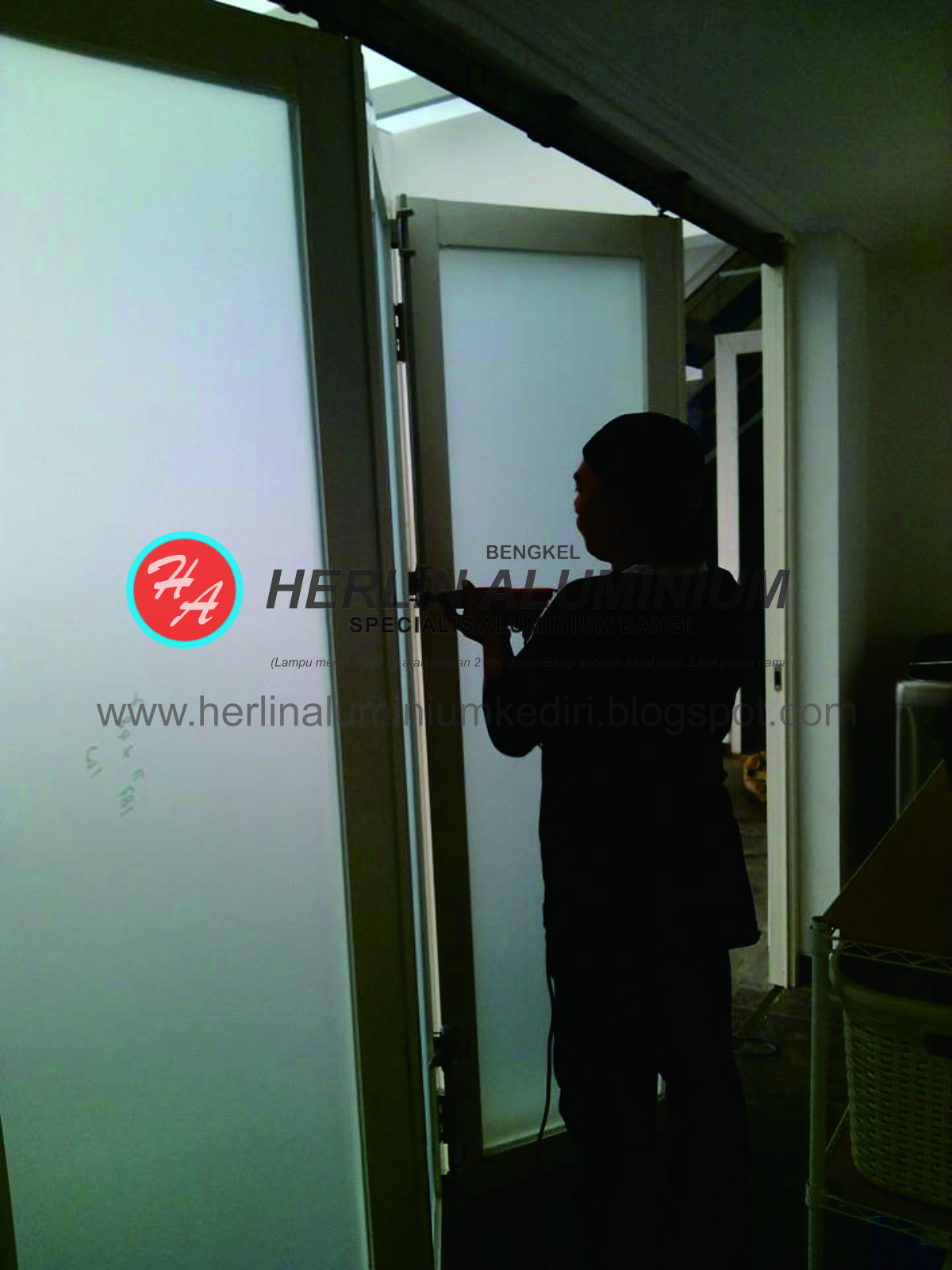 Jual Folding Gate Aluminium Kediri Jual Folding Door 