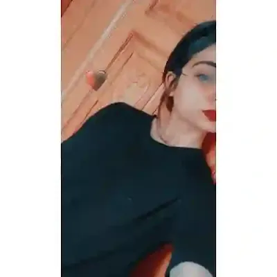 স্টাইলিশ সুন্দর মেয়েদের প্রোফাইল পিকচার