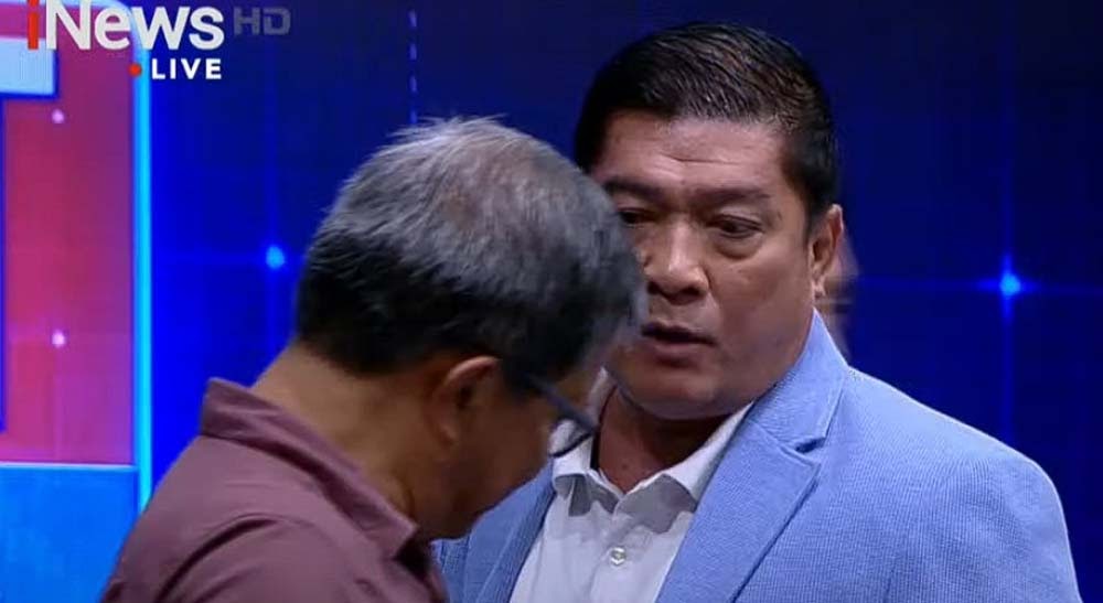 Rocky Gerung Diamuk Ketum Solidaritas Merah Putih Saat Talkshow di TV