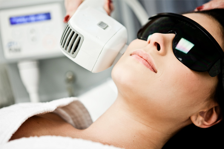Fotofacial treatment is painless and makes your skin beautiful, tight and spotless