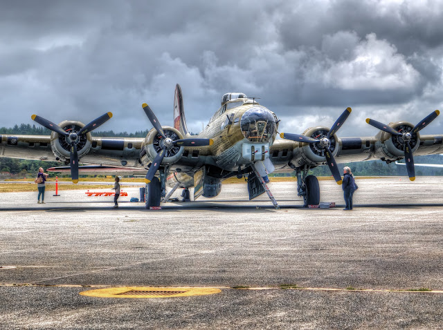 B-17 Flying Fortress HDR