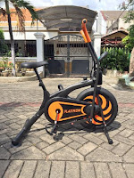 https://www.bukalapak.com/p/olahraga/exercise-fitness/p0btg-jual-diskon-gila-alat-fitness-sepeda-statis-platinum-bike?keyword=