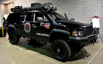 Zombie Hunter Truck | Walker Stalker Con 2015